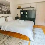 Cosy Apartment Near The City Centre