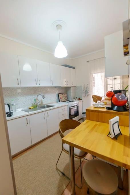 Cosy Near The Centre Apartment